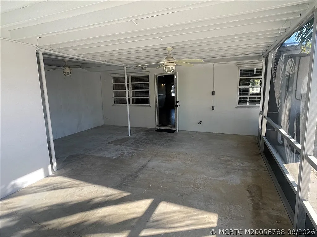 2 bed, 1.0 bath, 958 sqft, $2,200 — Photo 4