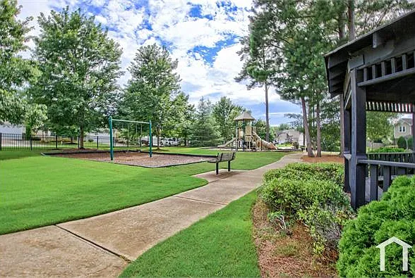 27 Pin Oak Ln — Photo 38