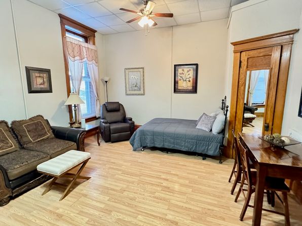 (undisclosed Address)