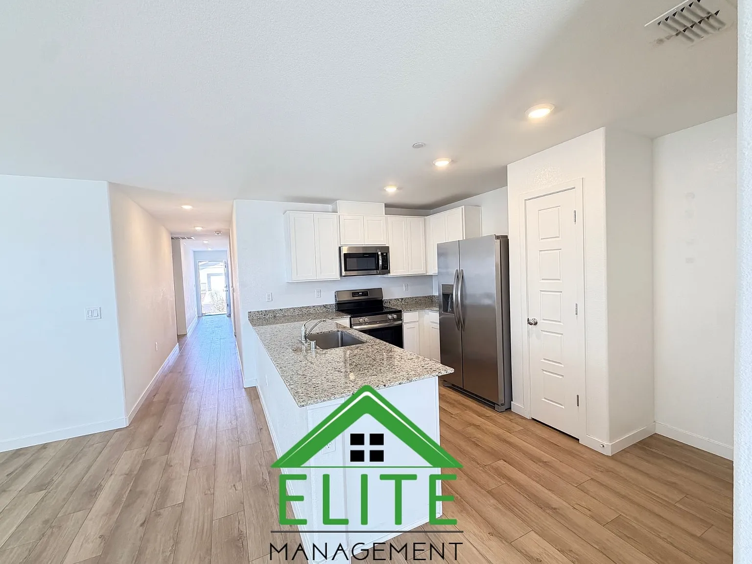 4 bed, 1691 sqft, $2,995 — Photo 4
