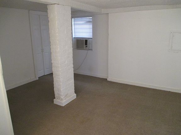 Bonus room adjoins bedroom