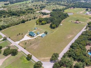 2545 Preskitt Rd, Decatur, TX 76234