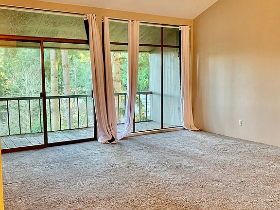 2nd image of 6236 137th Pl NE APT 225