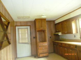 116 Rowsey St, Camden, TN 38320