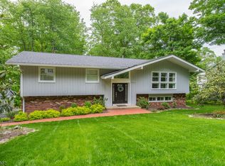 64 Forrest Rd, Randolph, NJ 07869