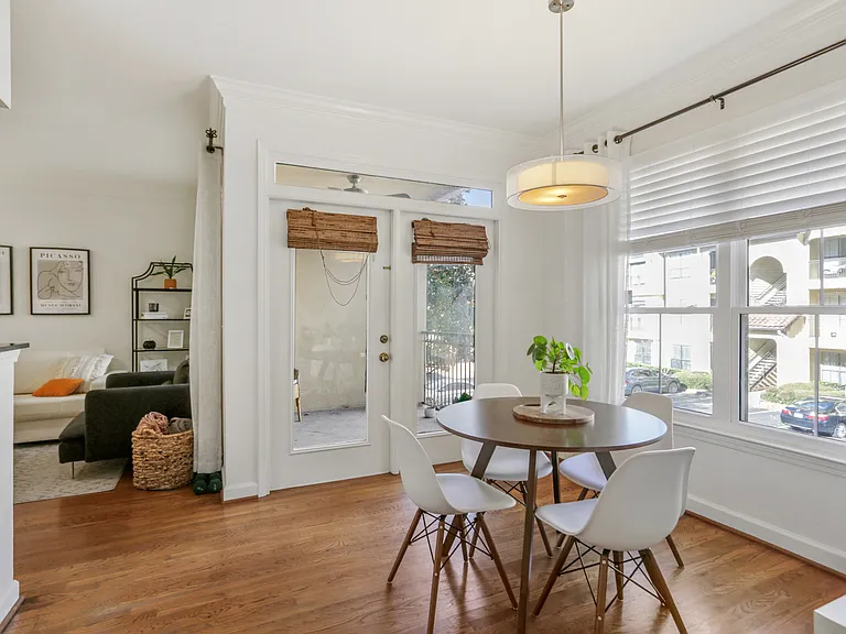 3777 Peachtree Rd #321 — Photo 9