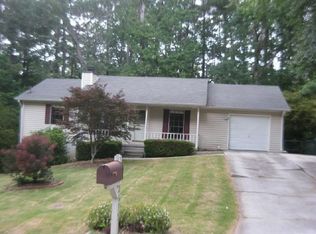 2635 Holly Berry Trl, Snellville, GA