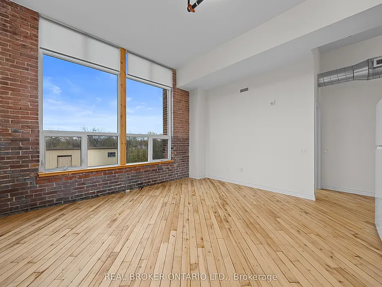 150 Mill St #113 — Photo 10