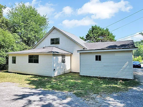 8633 Hilltop Dr — Photo 18