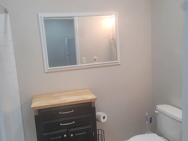 8401 Barrett Pl — Photo 7