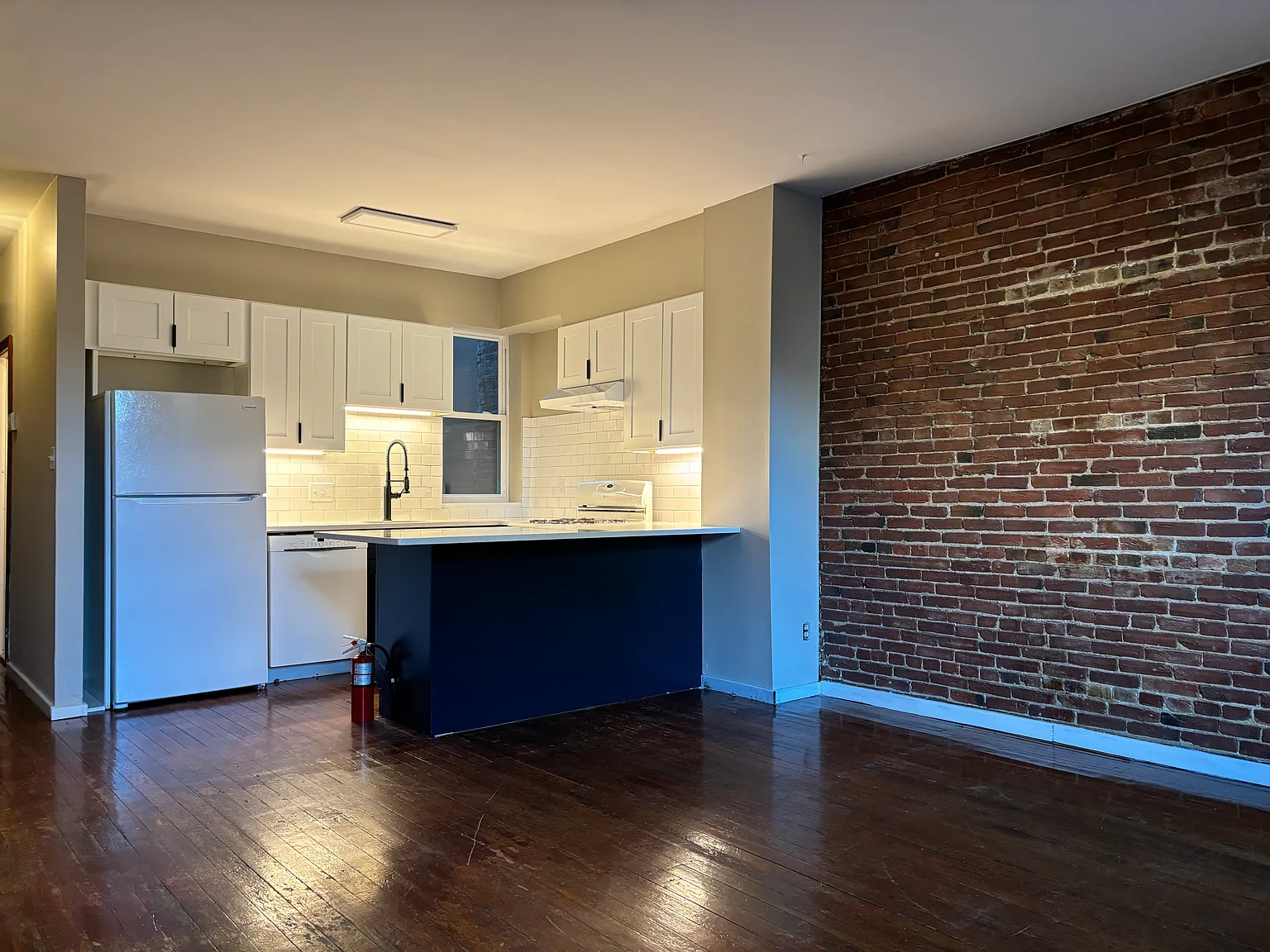 Bainbridge St, Philadelphia — Photo 4