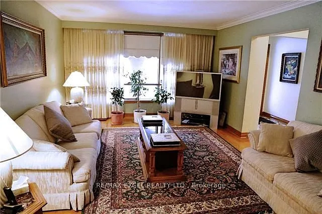 5 bed, $4,000 — Photo 4