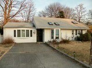 A34 Harvey Ave, Rochelle Park, NJ 07662