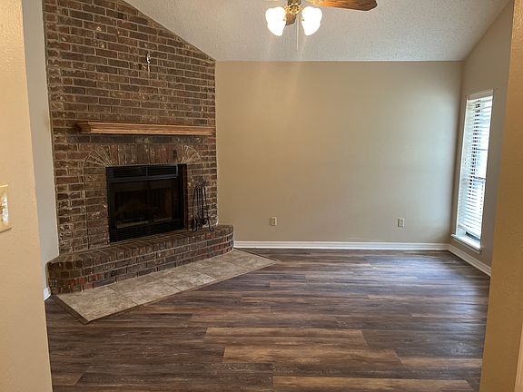 2nd image of 1192 Aspen Dr