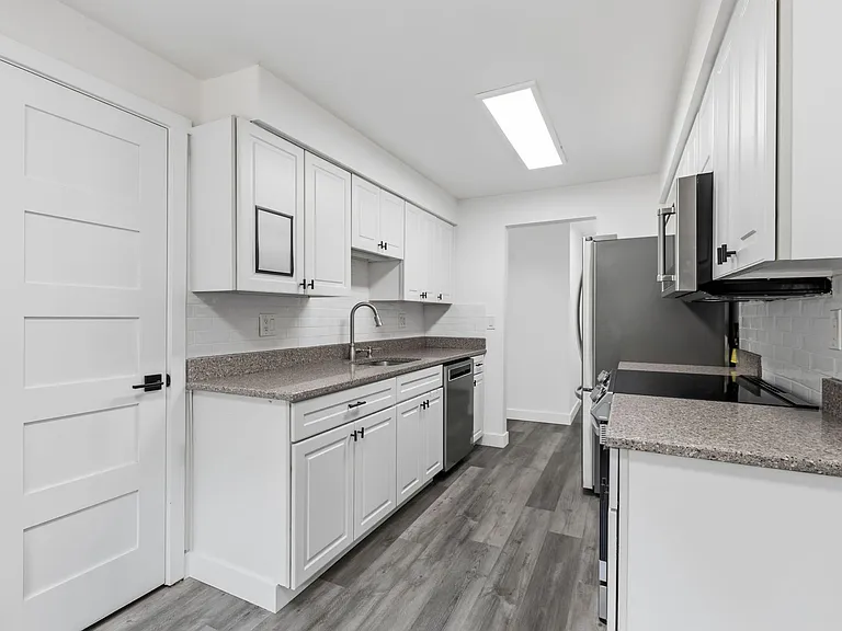 17310 NE 45th St #123 — Photo 13