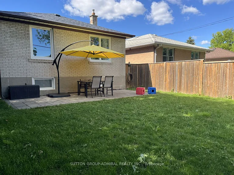 81 Searle Ave — Photo 37
