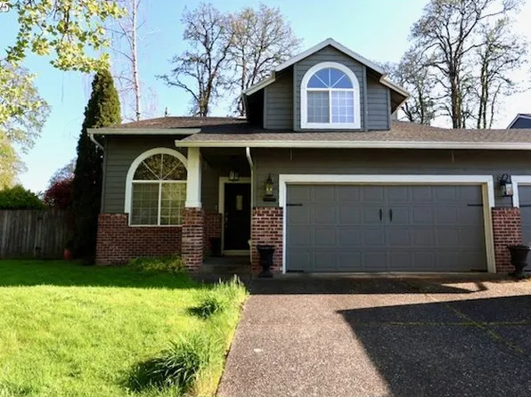 5992 SE Blossom St, Hillsboro, OR 97123