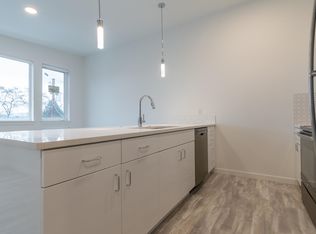 6011 SE 90th Ave #103, Portland, OR 97266