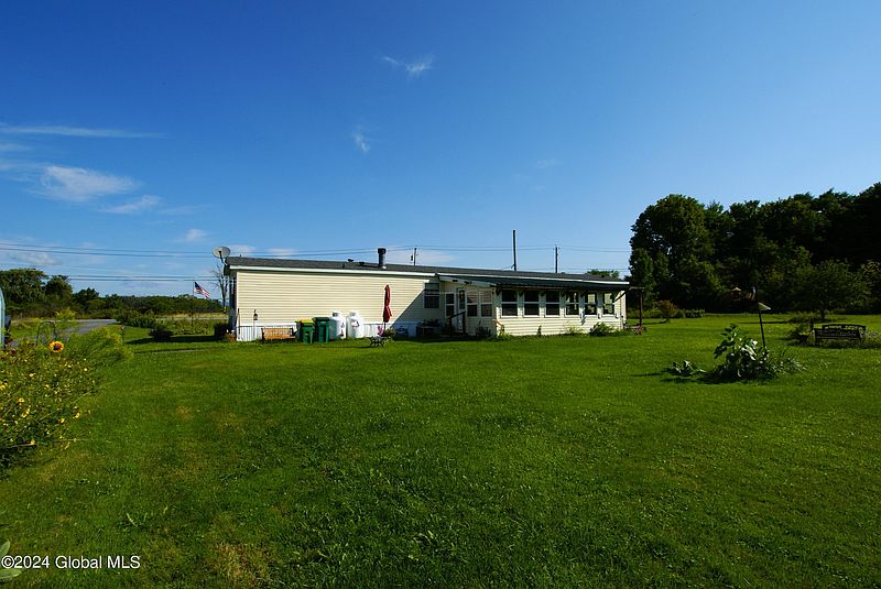 4th image of 3890 State Route 196