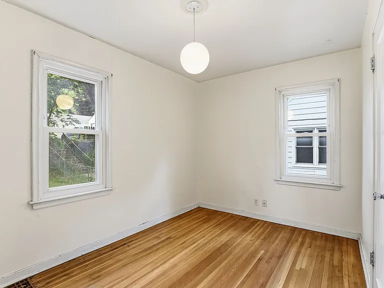 3430 Taylor St NE — Photo 7