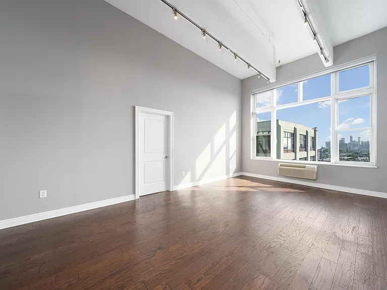 1500 Washington St #12U — Photo 2