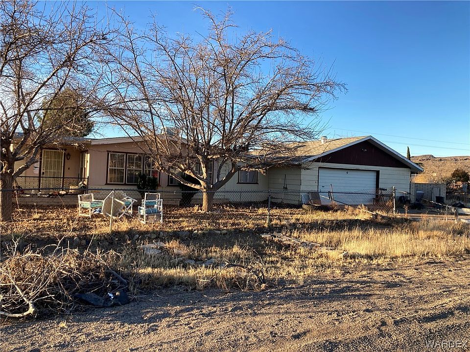 2nd image of 4821 N Leland Lane
