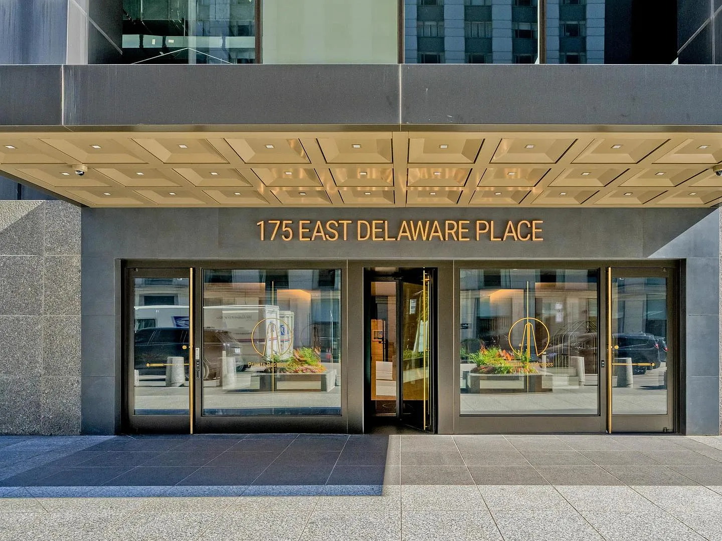1 bed, 2.5 bath, 1949 sqft, $6,000 — Photo 2