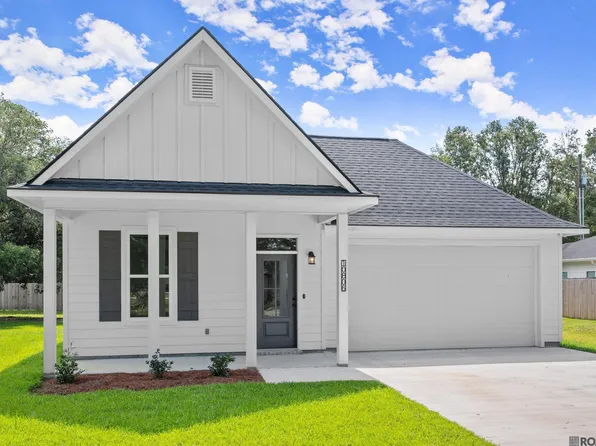 10824 Annie Cir, Walker, LA 70785