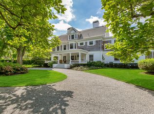31 Shinnecock Rd, Quogue, NY 11959