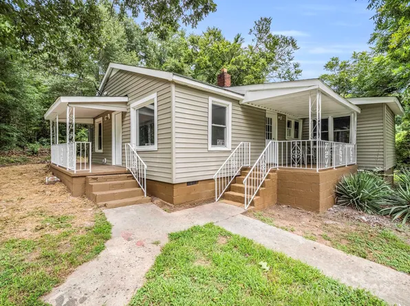 332 Holmes St, Boiling Springs, NC 28152