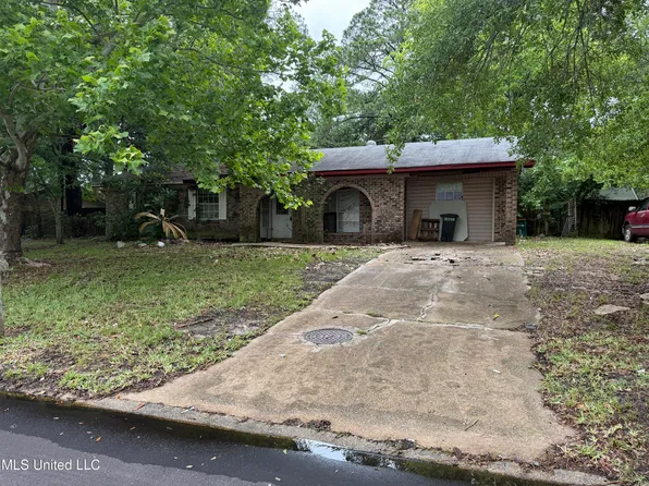 487 Ginger Dr, Diberville, MS 39540