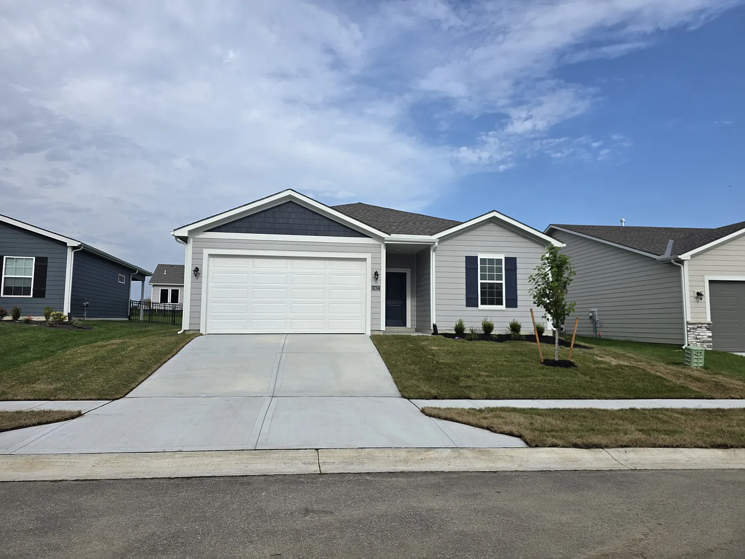 12427 S Aspen Ln Lake Lotawana MO 64086 - 1 — Photo 1