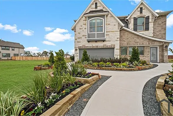 3 bed, 1913 sqft, $2,750 — Photo 2