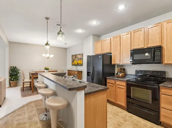 3311 Hazel Trl Unit H, Woodbury, MN 55129