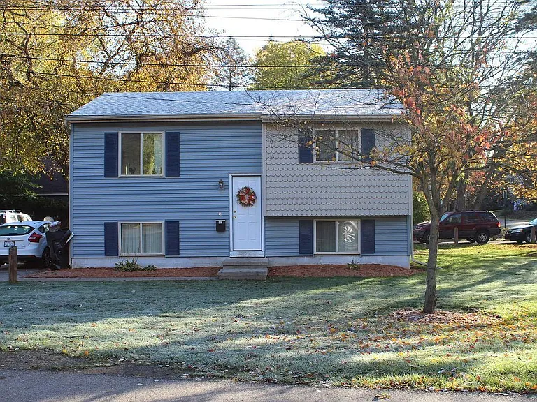 1250 Lilac Ave — Photo 1