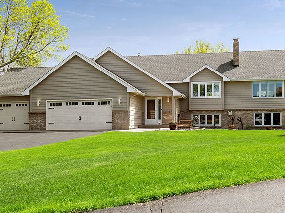 2nd image of 4625 Yorktown Ln N