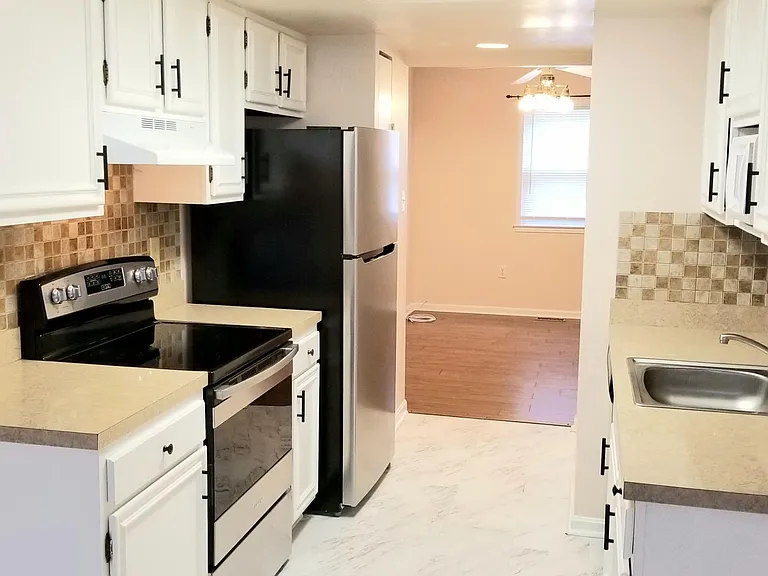 12468 Skipper Cir — Photo 5