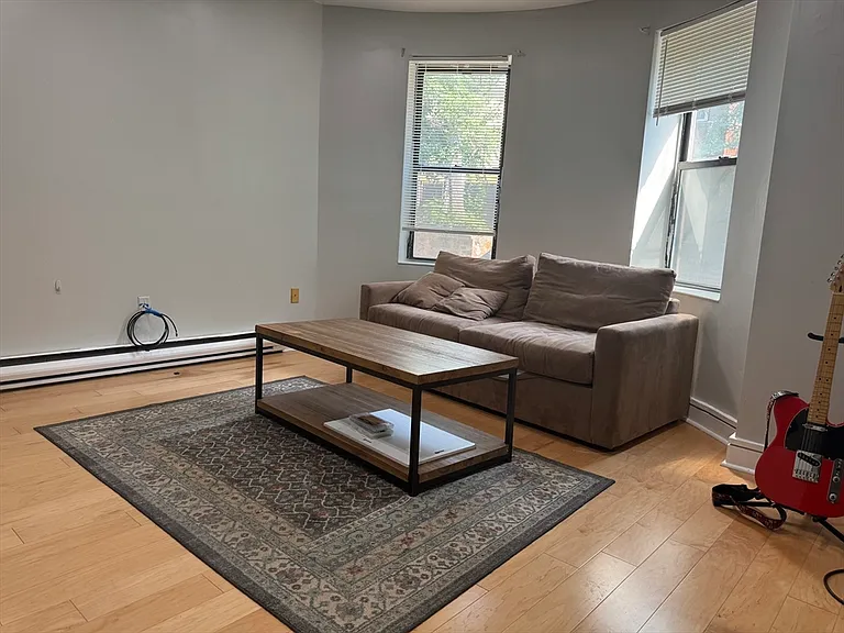 20 Linwood St #1 — Photo 17