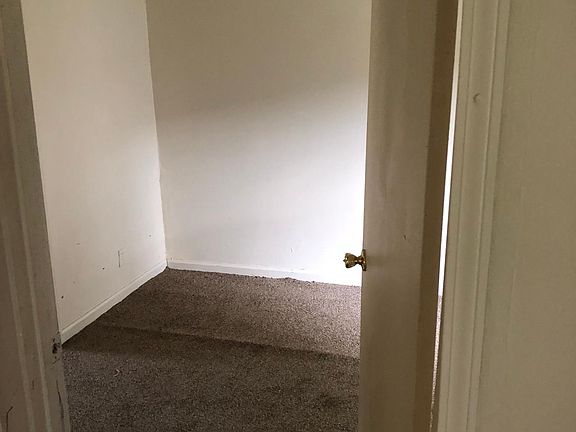 2nd image of 114 Kist Ave