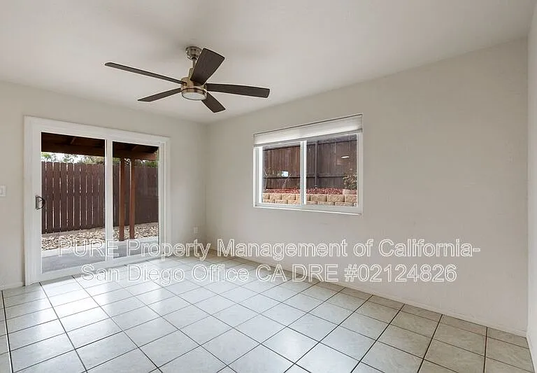 7105 Berry Park Ln — Photo 9