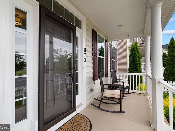 2nd image of 11873 Emerald Green Dr