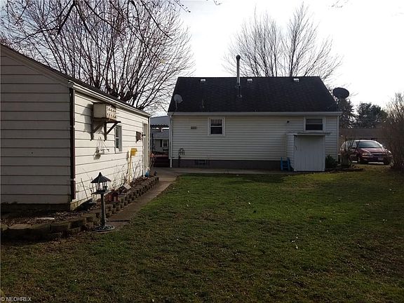 4th image of 1421 E Broad St SE