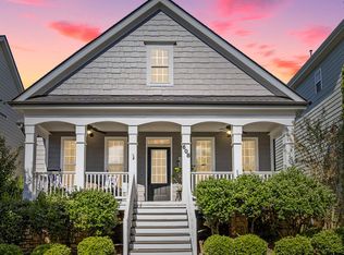 608 Skygrove Dr, Holly Springs, NC 27540