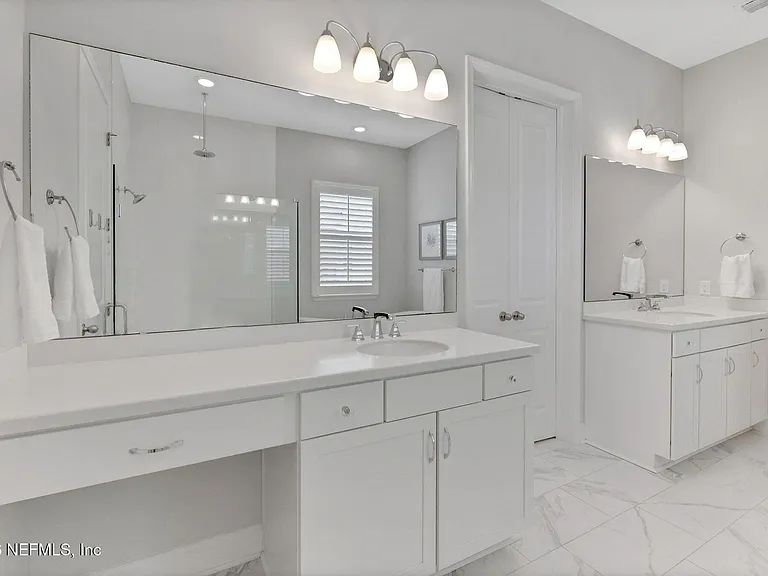 102 Seabrook Dr — Photo 39