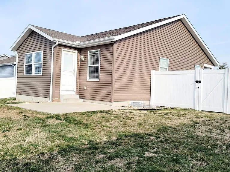 1533 Tall Grass Prairie Dr — Photo 20