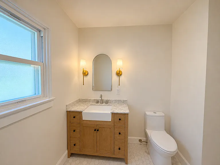 1903 N Edison Blvd — Photo 32