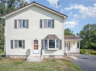 4028 Canal Rd, Spencerport, NY 14559