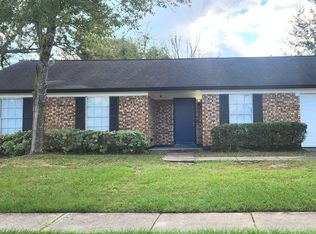 8150 Spring Lake Rd N, Jacksonville, FL 32210