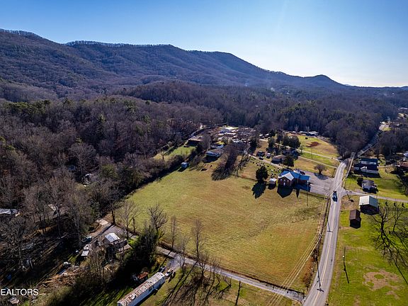 5th image of 4510 Rocky Branch Rd