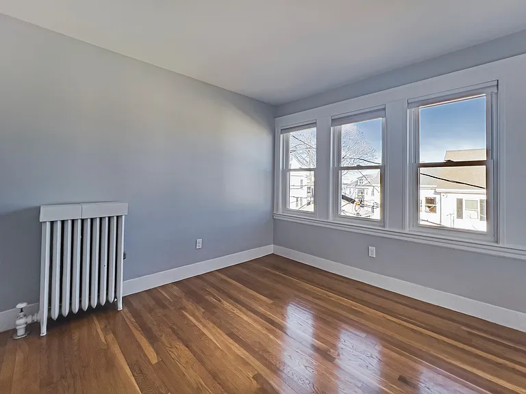 8 Putnam Rd #8 — Photo 12